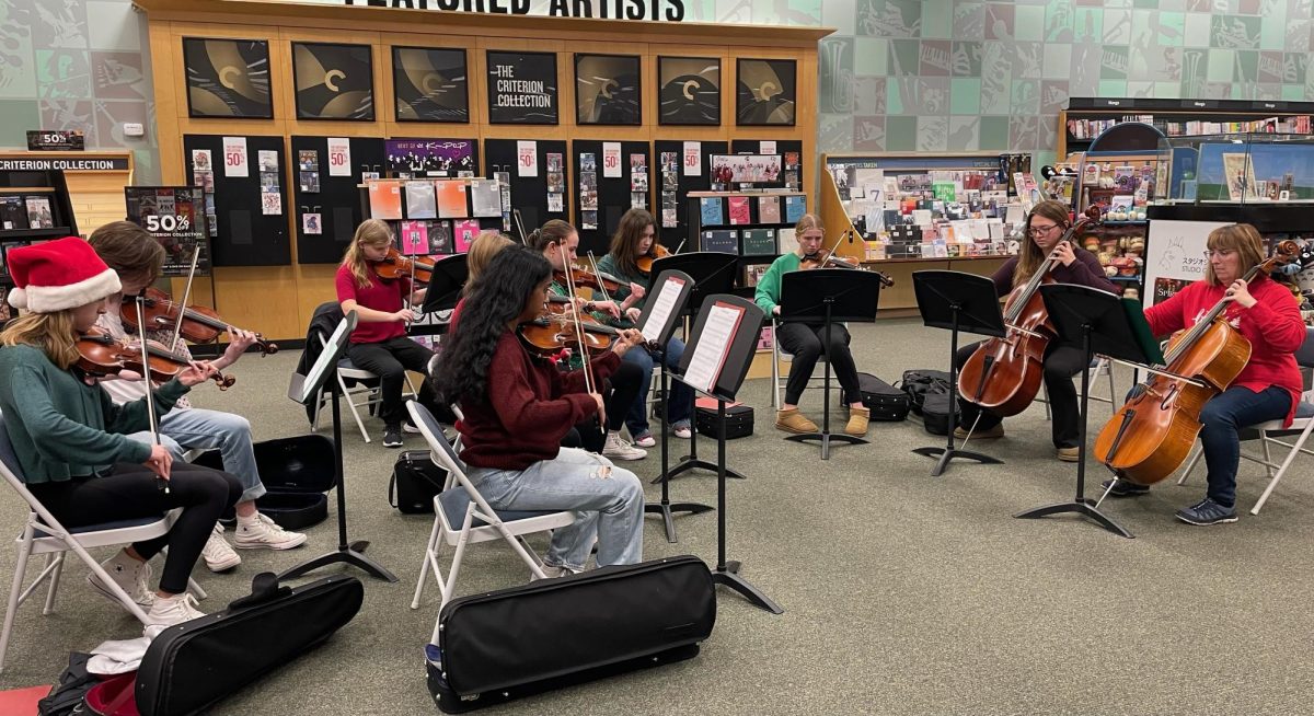 Schroeder Orchestra Students Perform at Barnes & Noble