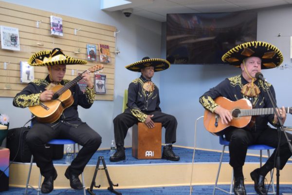 Navigation to Story: Los Trios Claveles Perform for Hispanic Heritage Month