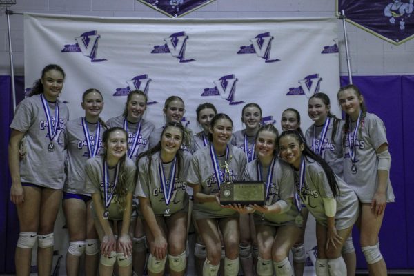 Navigation to Story: (11/8) Varsity Warrior Girls Volleyball vs. Irondequoit Eagles